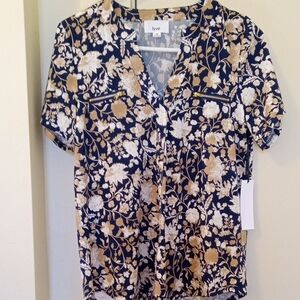 Brand New FYVE Navy Floral V-Neck Short-Sleeve Blouse with Zip Pockets